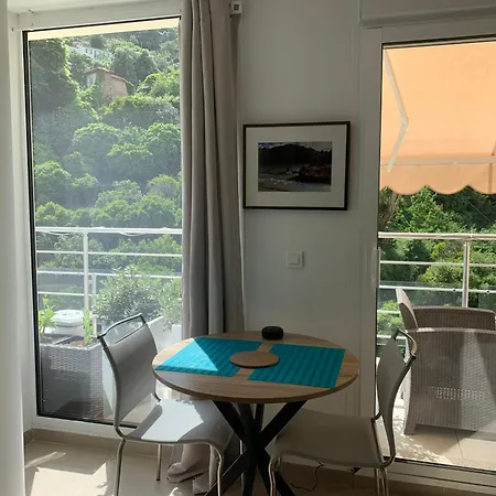 Studio Chambre Hote דירה